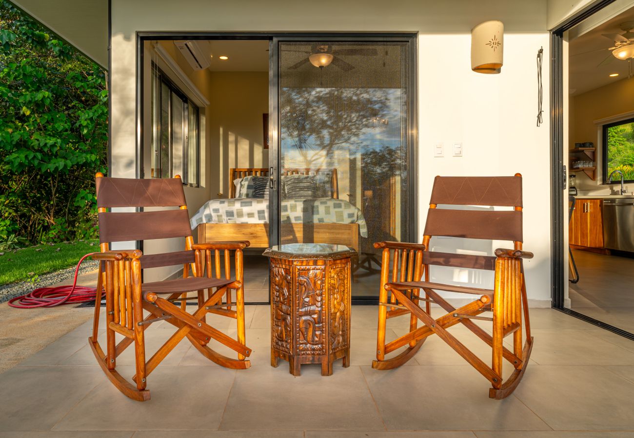 Villa/Dettached house in Puerto Cortés - Oceanview Home & Guesthouse: Luxury in Costa Rica