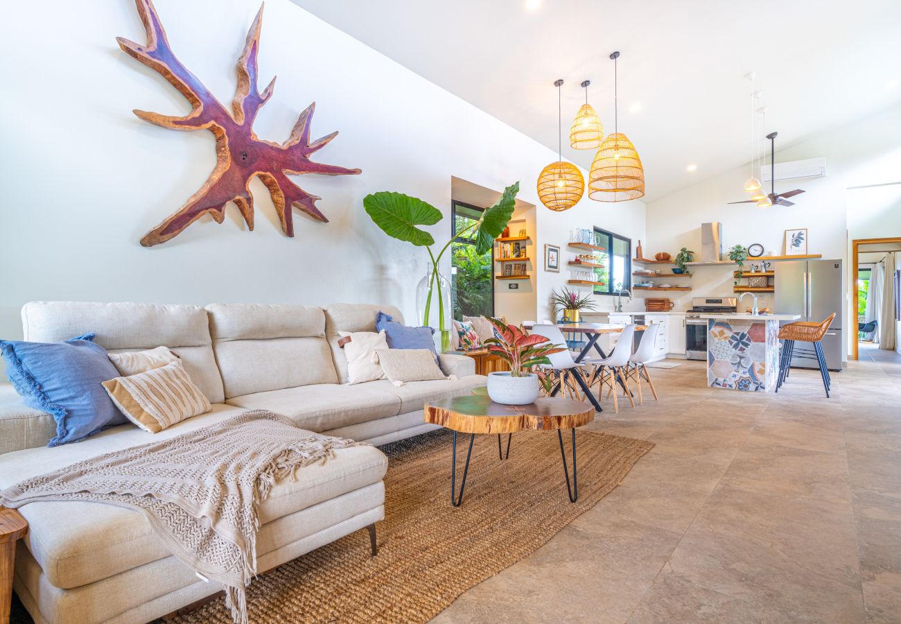 Villa/Dettached house in Puerto Cortés - Oceanview Home & Guesthouse: Luxury in Costa Rica