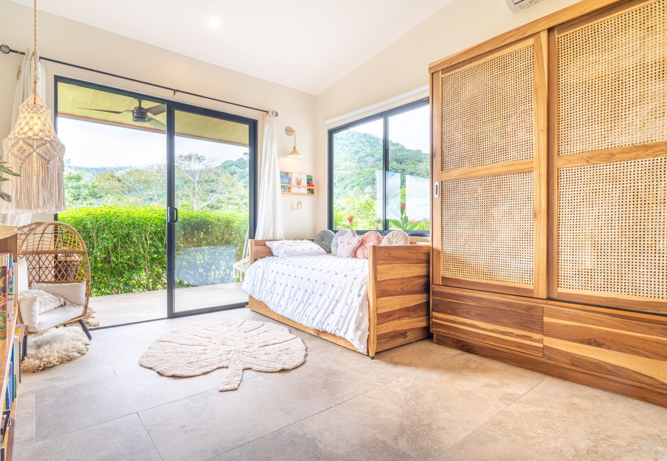 Villa/Dettached house in Puerto Cortés - Oceanview Home & Guesthouse: Luxury in Costa Rica
