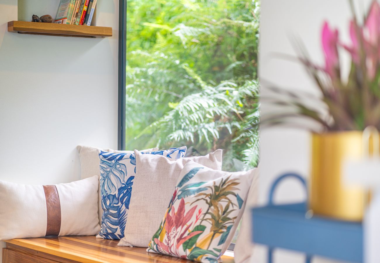 Villa/Dettached house in Puerto Cortés - Oceanview Home & Guesthouse: Luxury in Costa Rica