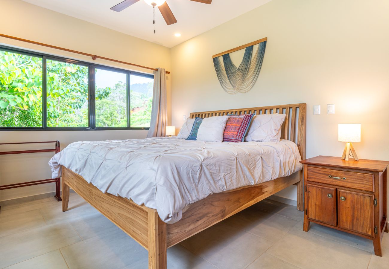 Villa/Dettached house in Puerto Cortés - Oceanview Home & Guesthouse: Luxury in Costa Rica