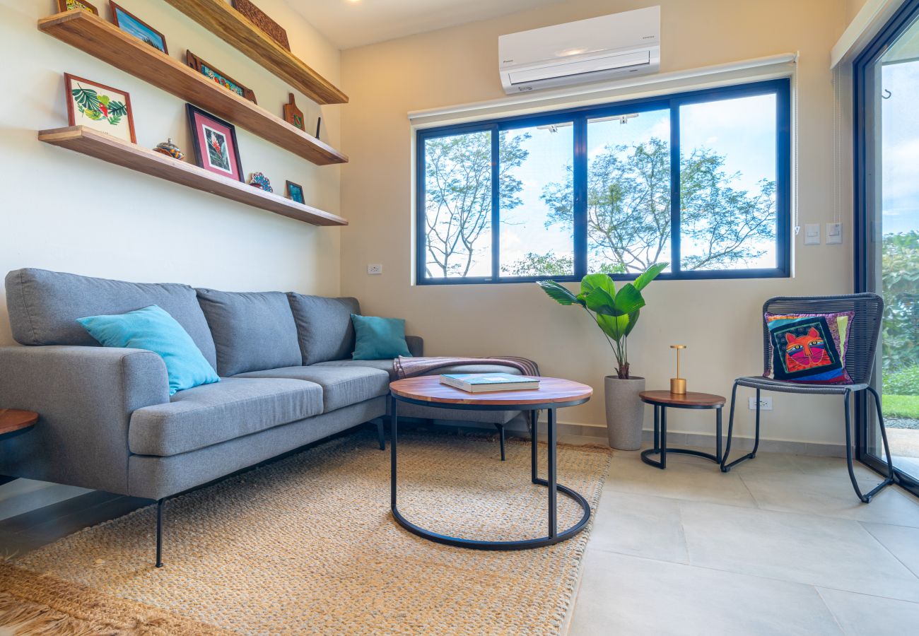 Villa/Dettached house in Puerto Cortés - Oceanview Home & Guesthouse: Luxury in Costa Rica