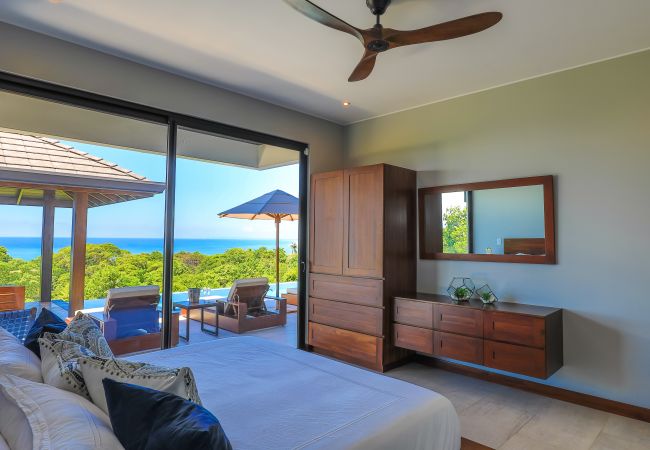 Villa in Bahía Ballena - Dreamy Jungle/Ocean-View Luxury Villa w/ pool