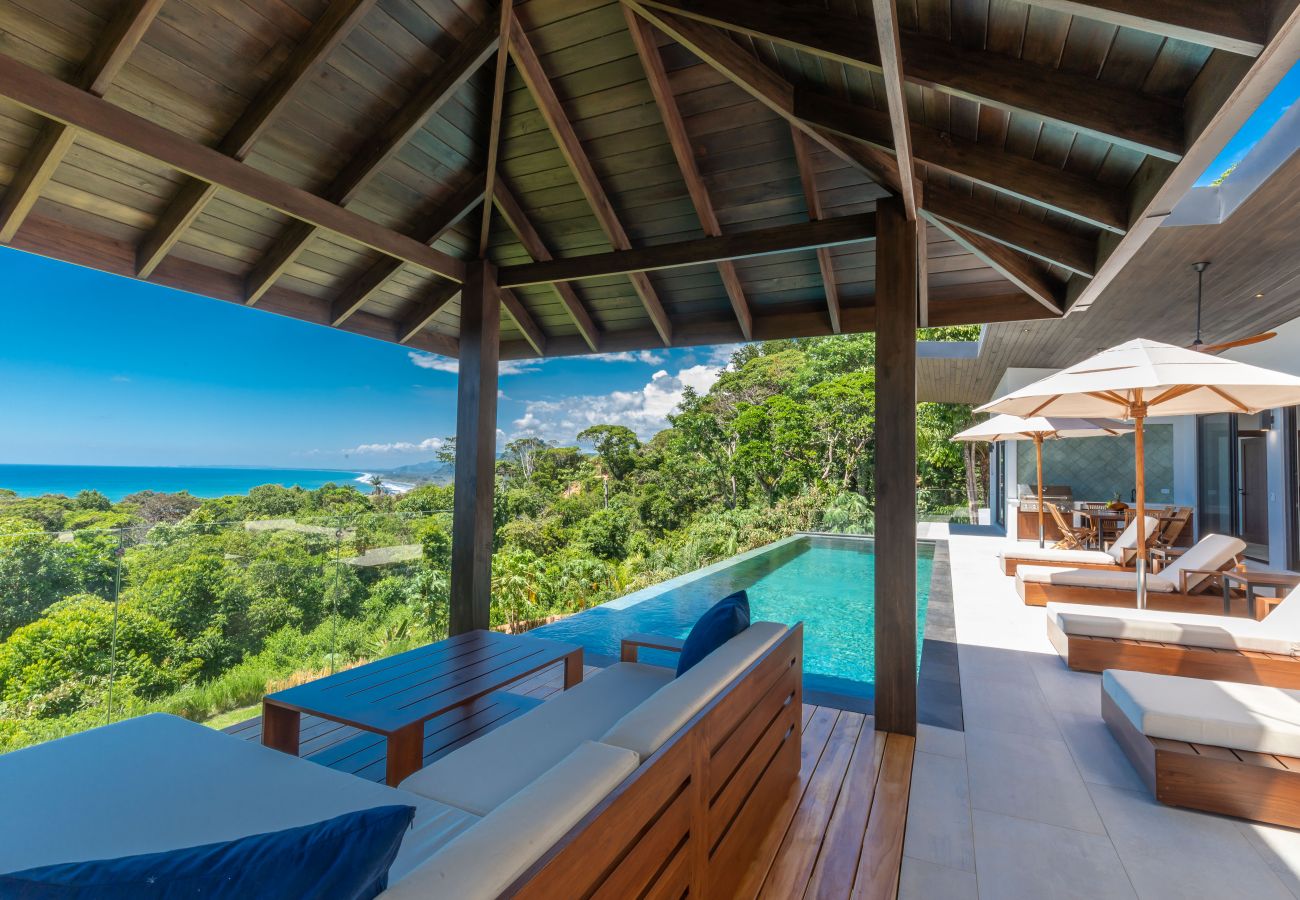 Villa in Bahía Ballena - Dreamy Jungle/Ocean-View Luxury Villa w/ pool