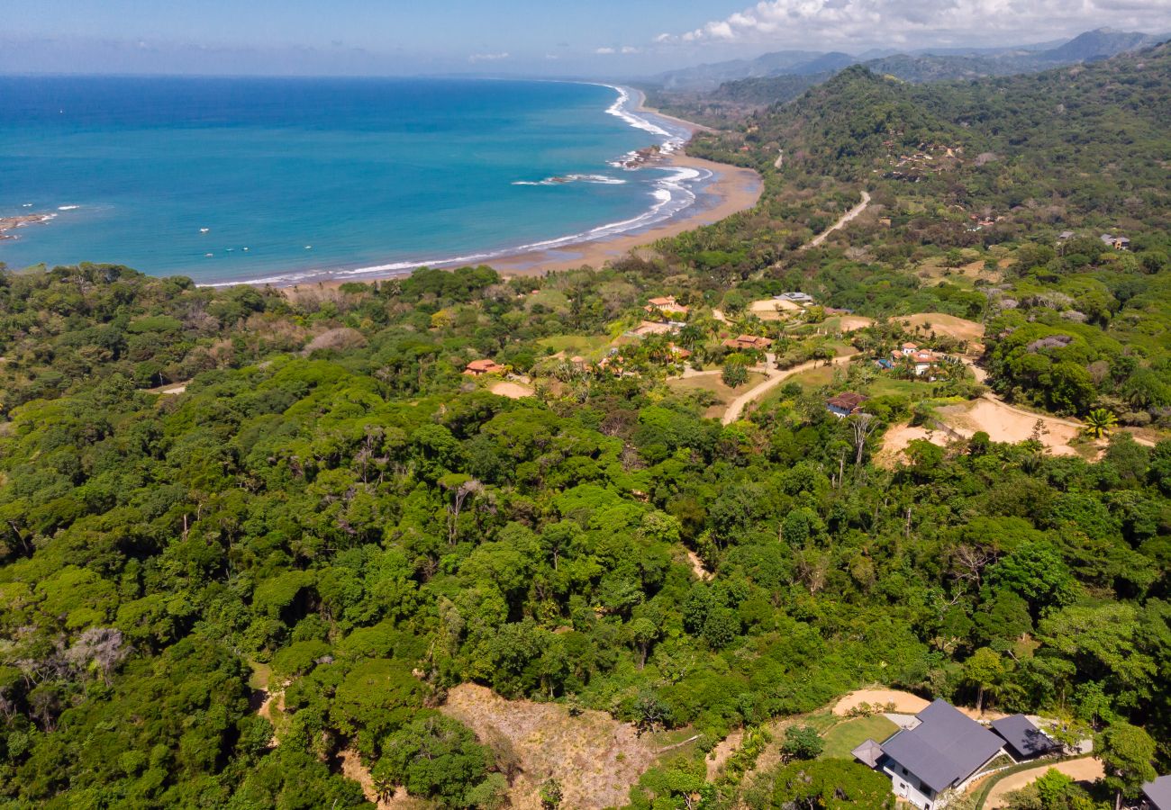 Villa in Bahía Ballena - Dreamy Jungle/Ocean-View Luxury Villa w/ pool