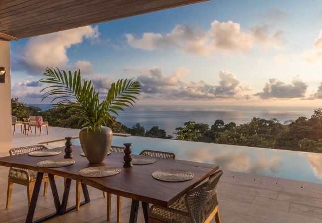 Villa/Dettached house in Bahía Ballena - RESOL: Secluded Ocean-view luxury Villa in the Jungle