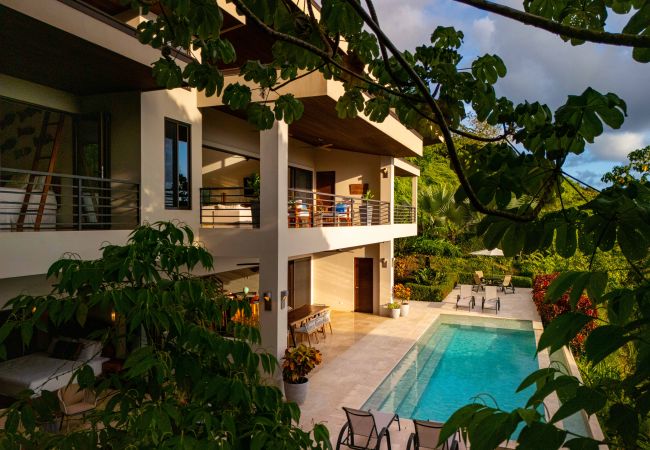Villa in Uvita - ReSol: Luxury Oceanview Villa in Costa Rica Villa in Uvita - ReSol: Luxury Oceanview Villa in Costa Rica