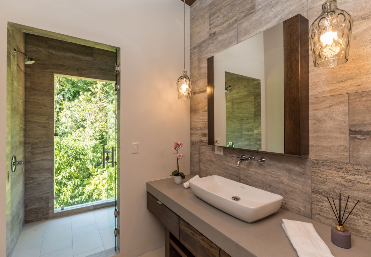 Villa in Bahía Ballena - RESOL: Secluded Ocean-view Jungle Villa