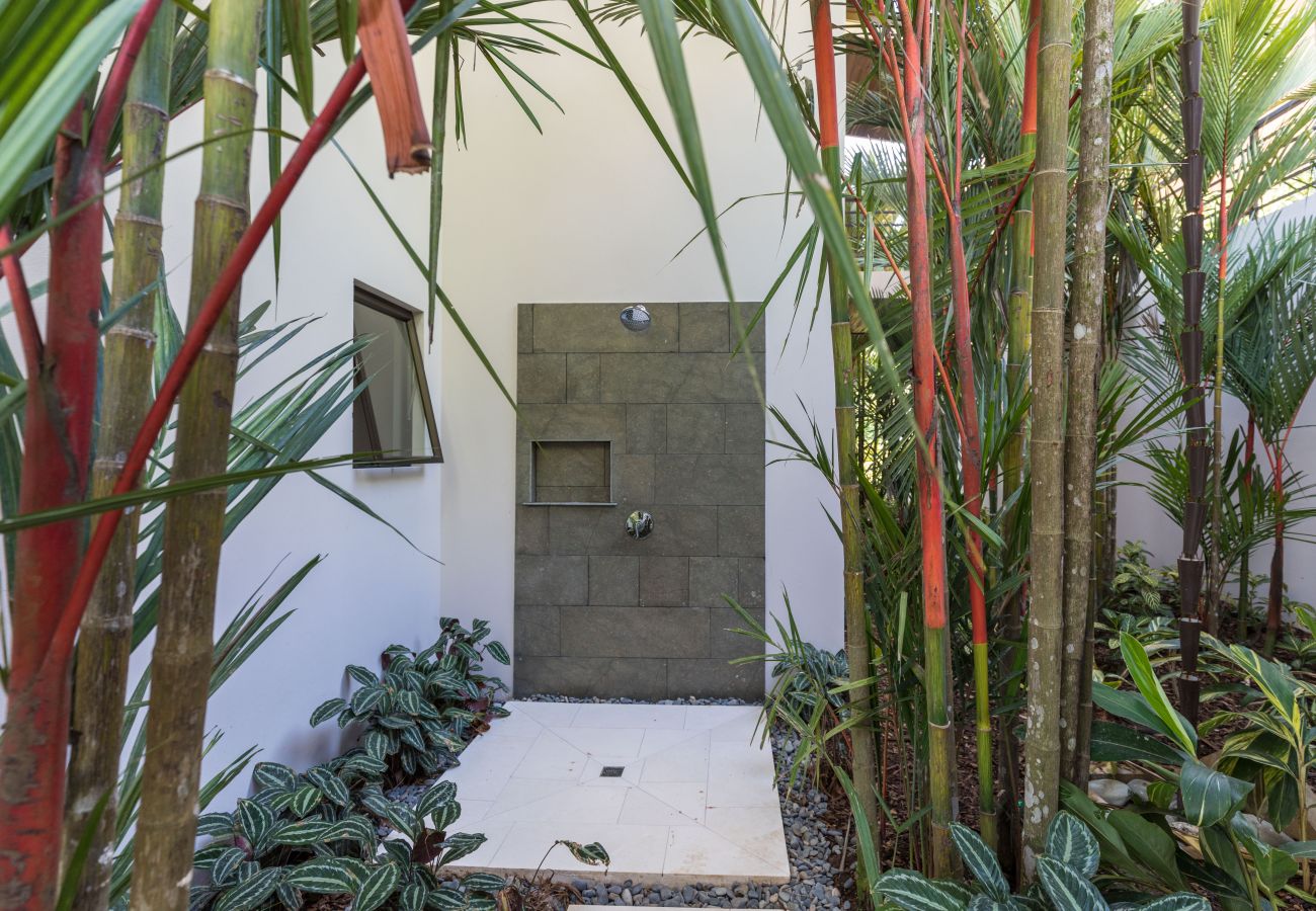 Villa in Bahía Ballena - RESOL: Secluded Ocean-view Jungle Villa