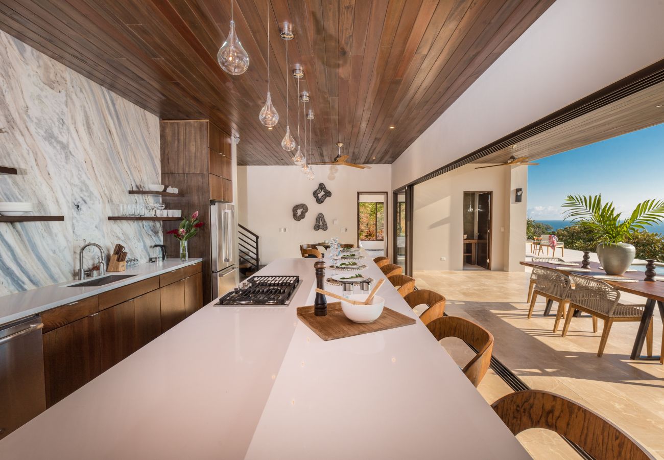 Villa in Bahía Ballena - RESOL: Secluded Ocean-view Jungle Villa