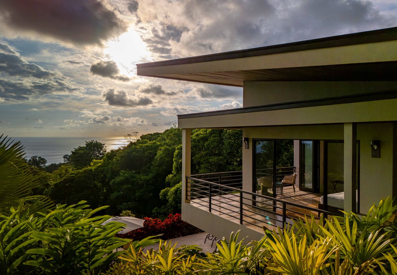 Villa in Bahía Ballena - ReSol: Luxury Oceanview Villa in Costa Rica