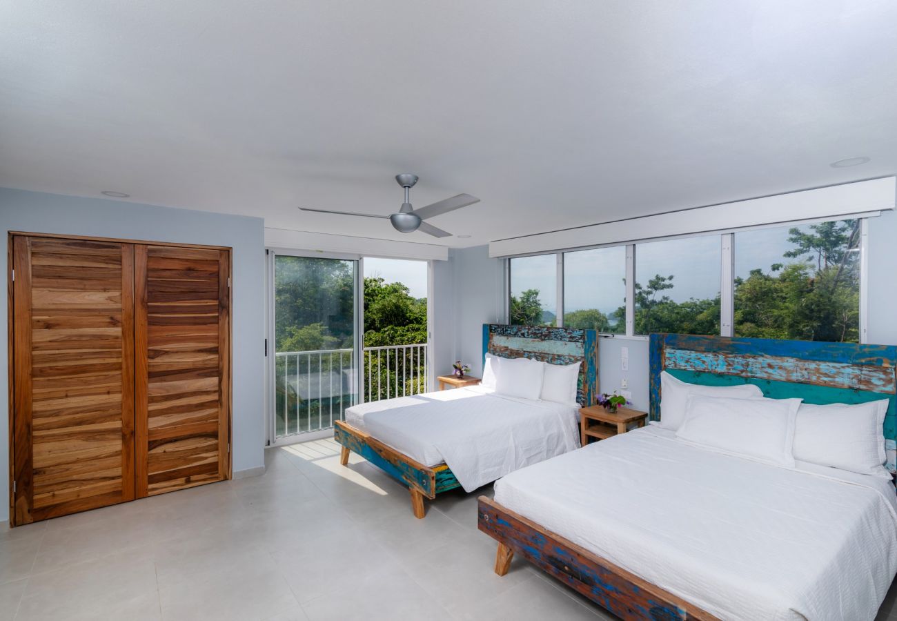 Villa in Quepos - 34 Guests MUST check this Truly Luxury Villa