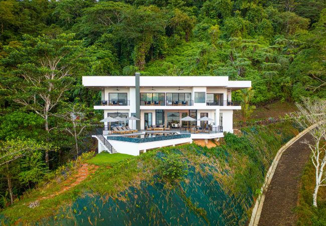 Villa in Dominical - Casa Amigos - Breathtaking Luxe Ocean View Villa Villa in Dominical - Casa Amigos - Breathtaking Luxe Ocean View Villa