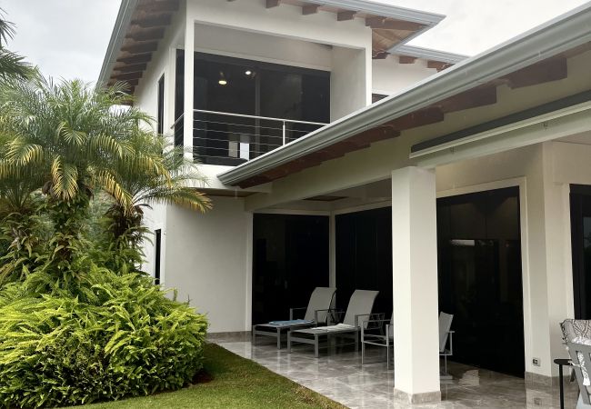 Villa in Bahía Ballena - Casa Hacienda Jaguar