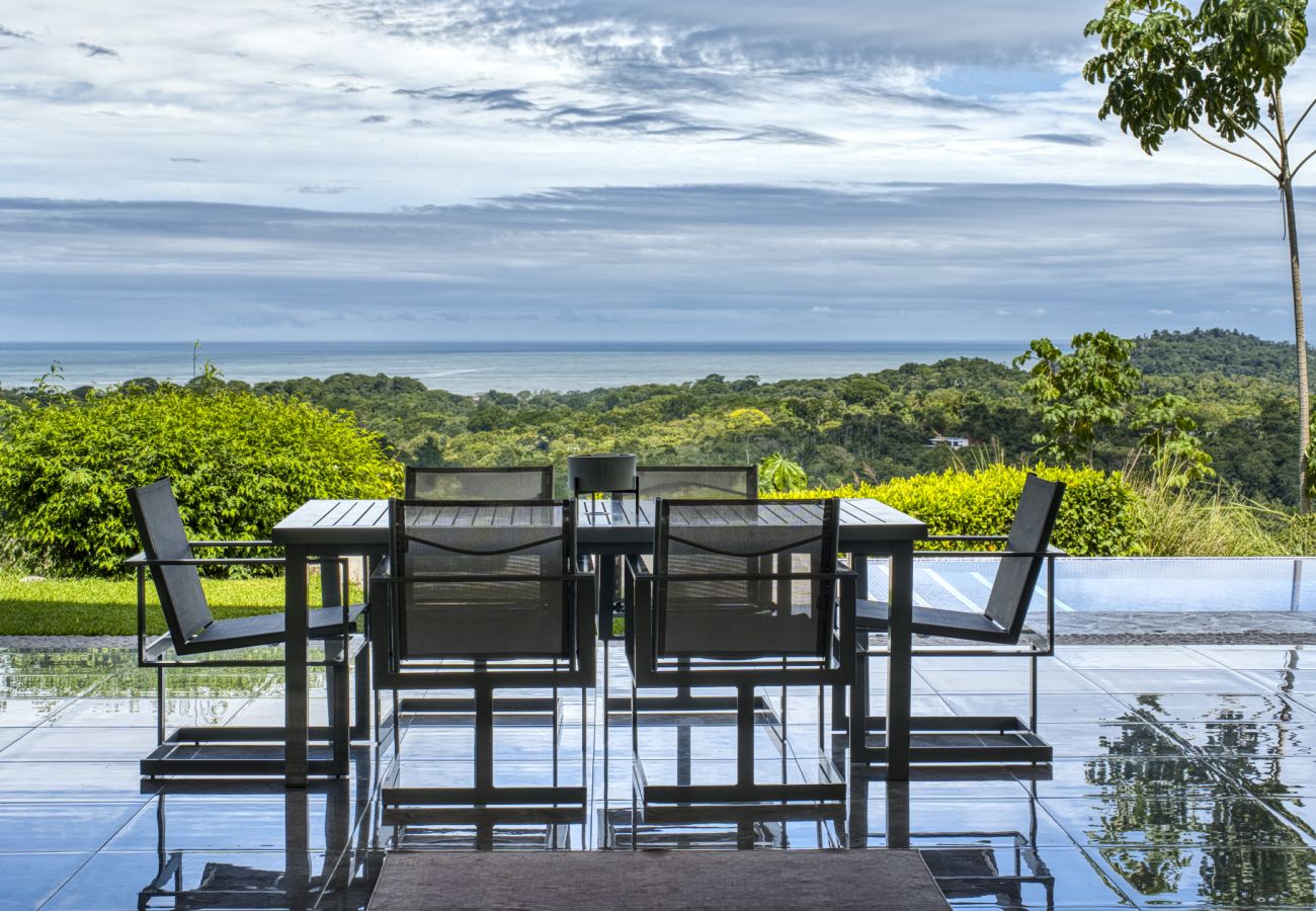 Villa in Ojochal - Casa Hacienda Jaguar