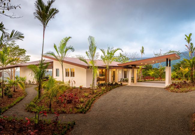 Villa in Uvita - Casa Grande Del Mar Villa in Uvita - Casa Grande Del Mar