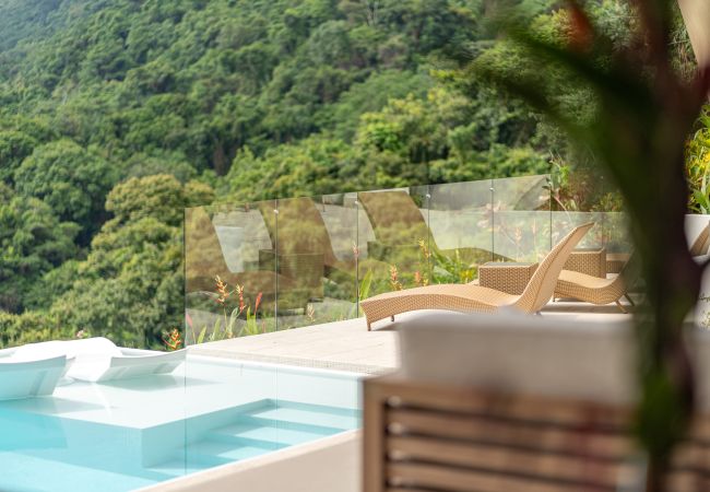 Villa in Dominical - Luxury Jungle Haven ~ Ocean View ~ Infinity Pool! Villa in Dominical - Luxury Jungle Haven ~ Ocean View ~ Infinity Pool!