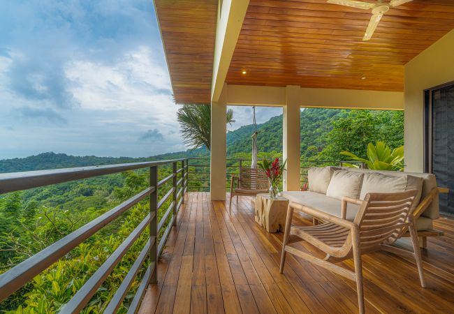 Villa in Dominical - Luxury Jungle Haven ~ Ocean View ~ Infinity Pool! Villa in Dominical - Luxury Jungle Haven ~ Ocean View ~ Infinity Pool!