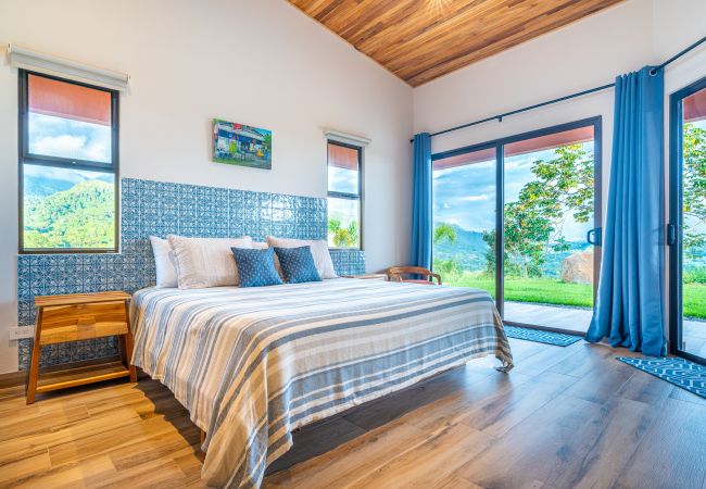 Villa in Bahía Ballena - Unforgettable Stay - Book Brand New Villa Roca