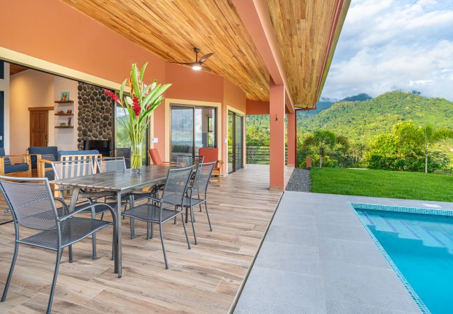 Villa in Ojochal - Unforgettable Stay - Book Brand New Villa Roca Villa in Ojochal - Unforgettable Stay - Book Brand New Villa Roca