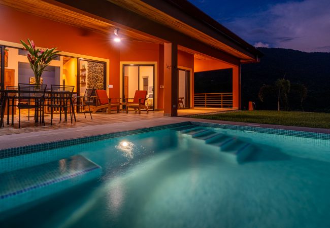 Villa in Bahía Ballena - Unforgettable Stay - Book Brand New Villa Roca