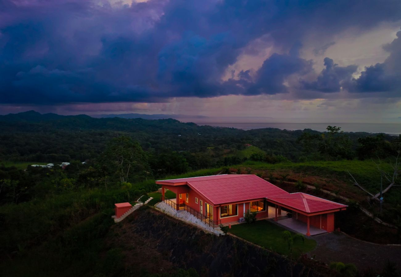 Villa in Bahía Ballena - Unforgettable Stay - Book Brand New Villa Roca