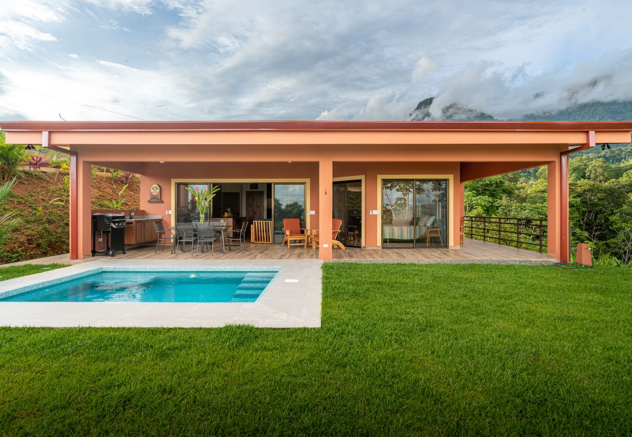 Villa in Bahía Ballena - Unforgettable Stay - Book Brand New Villa Roca