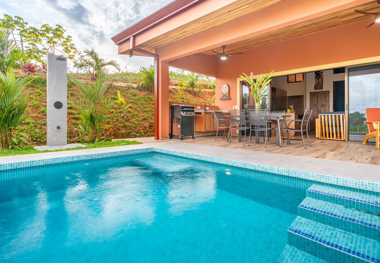 Villa in Bahía Ballena - Unforgettable Stay - Book Brand New Villa Roca