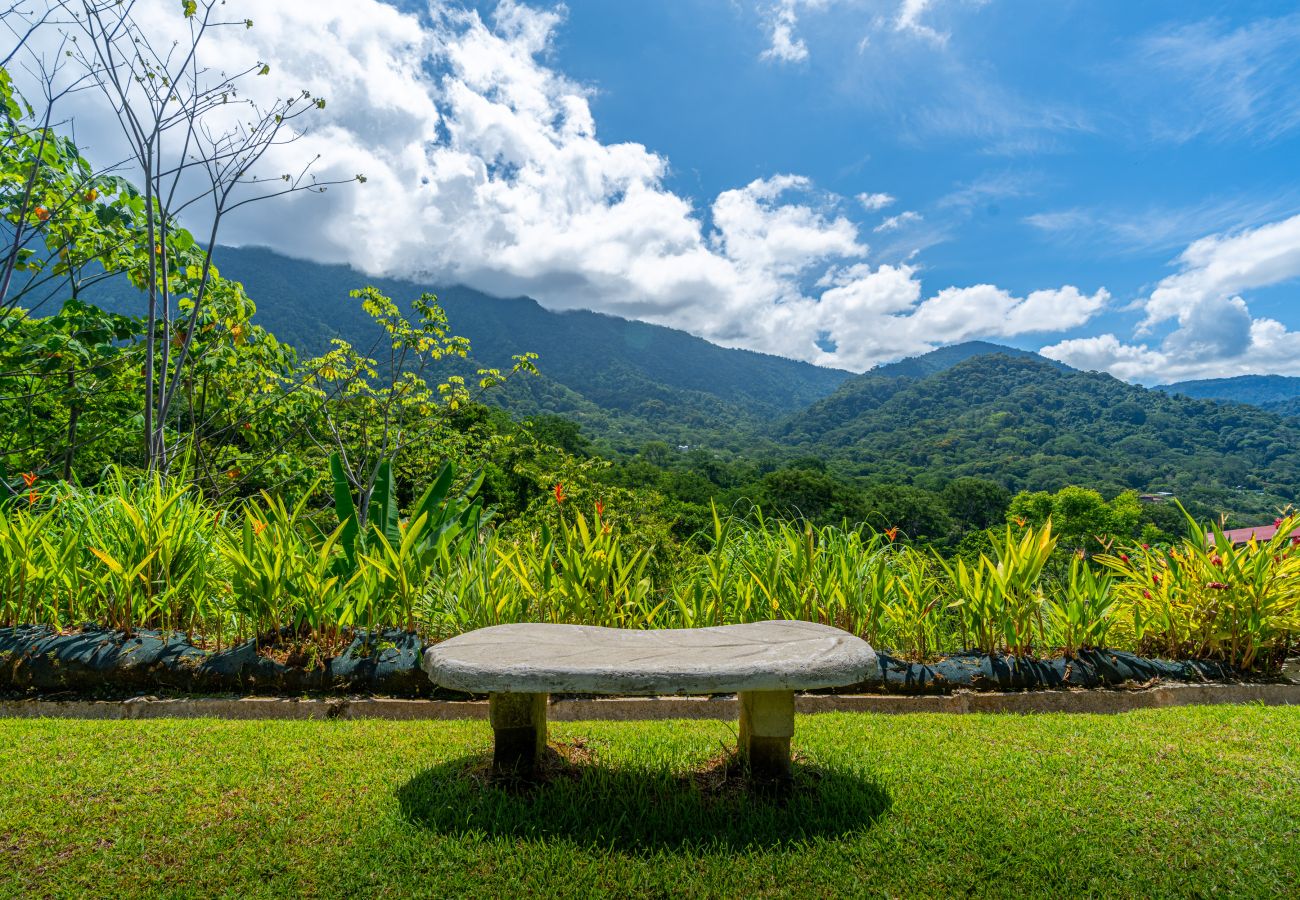Villa in Ojochal - Unforgettable Stay - Book Brand New Villa Roca
