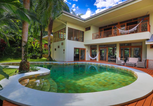 Villa in Quepos - 18 sleep with pool Private Villa Villa in Quepos - 18 sleep with pool Private Villa