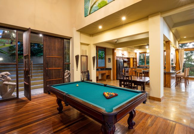 Villa in Quepos - 18 sleep with pool Private Villa