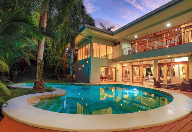 Villa in Quepos - 18 sleep with pool Private Villa