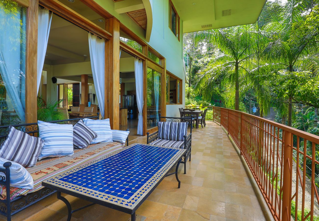 Villa in Quepos - 18 sleep with pool Private Villa