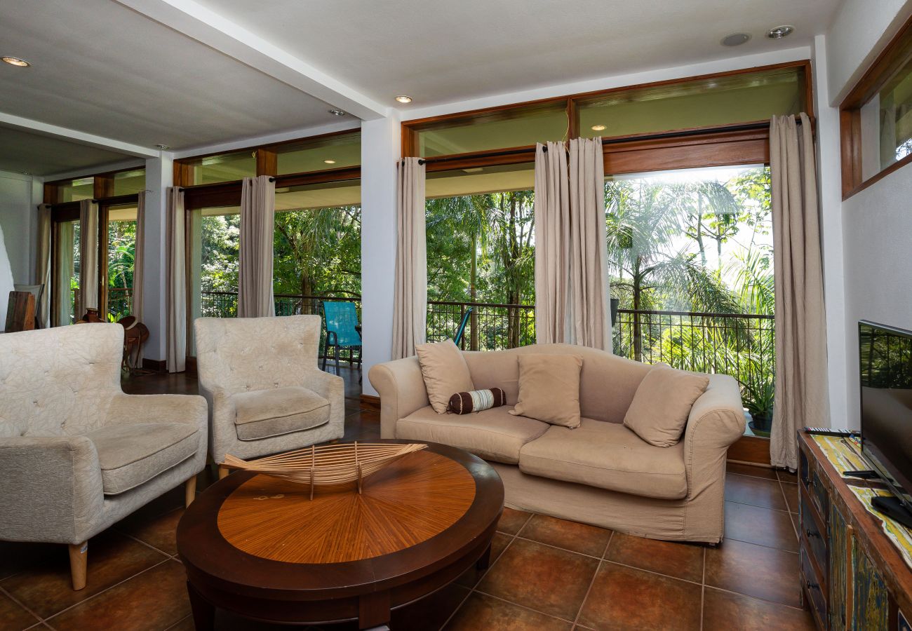 Villa in Quepos - 18 sleep Oceanview with pool Private Villa