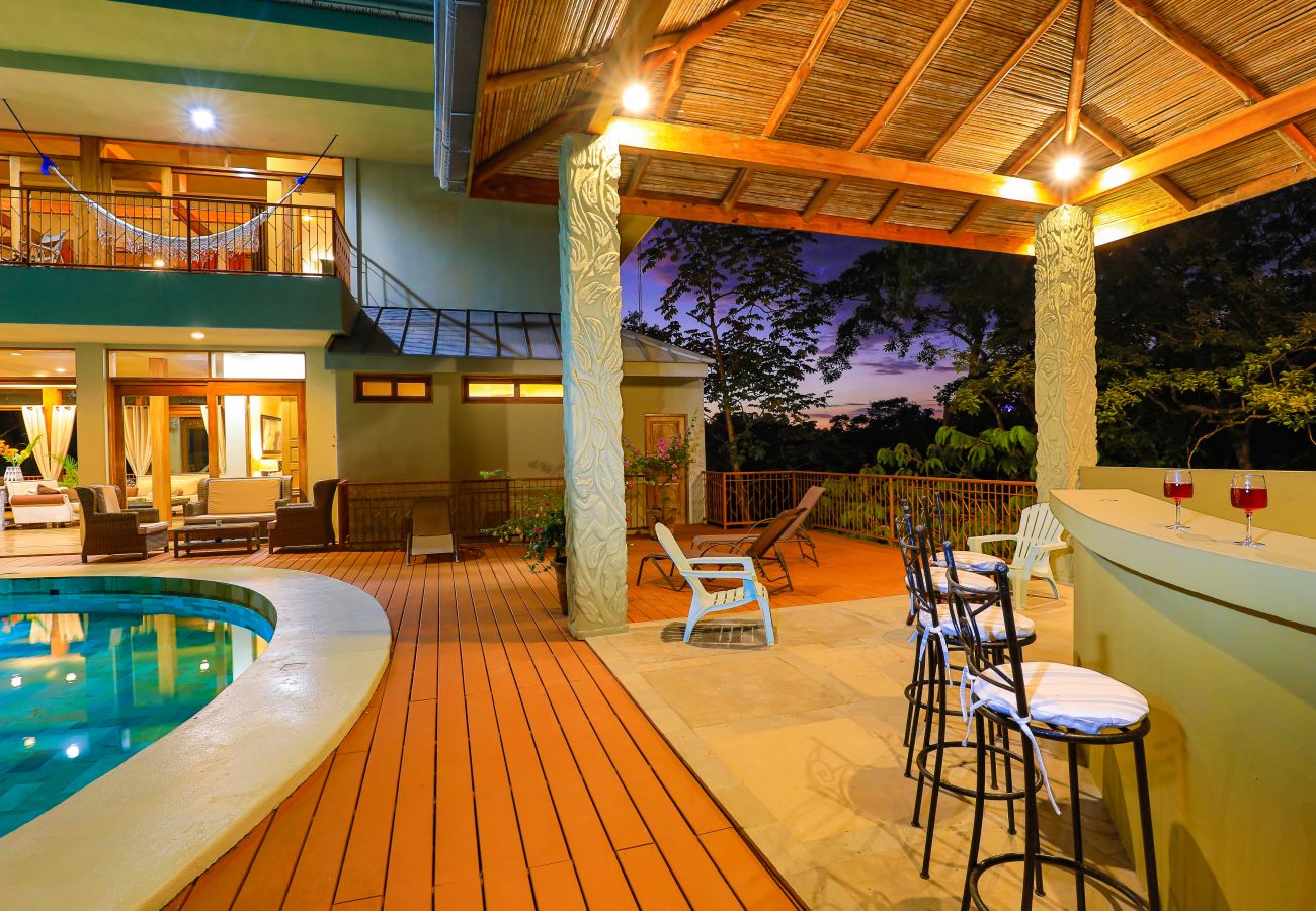Villa in Quepos - 18 sleep with pool Private Villa