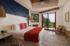 Villa in Quepos - Stunning 7 BR Villa: Manuel Antonio Sanctuary Villa in Quepos - Stunning 7 BR Villa: Manuel Antonio Sanctuary