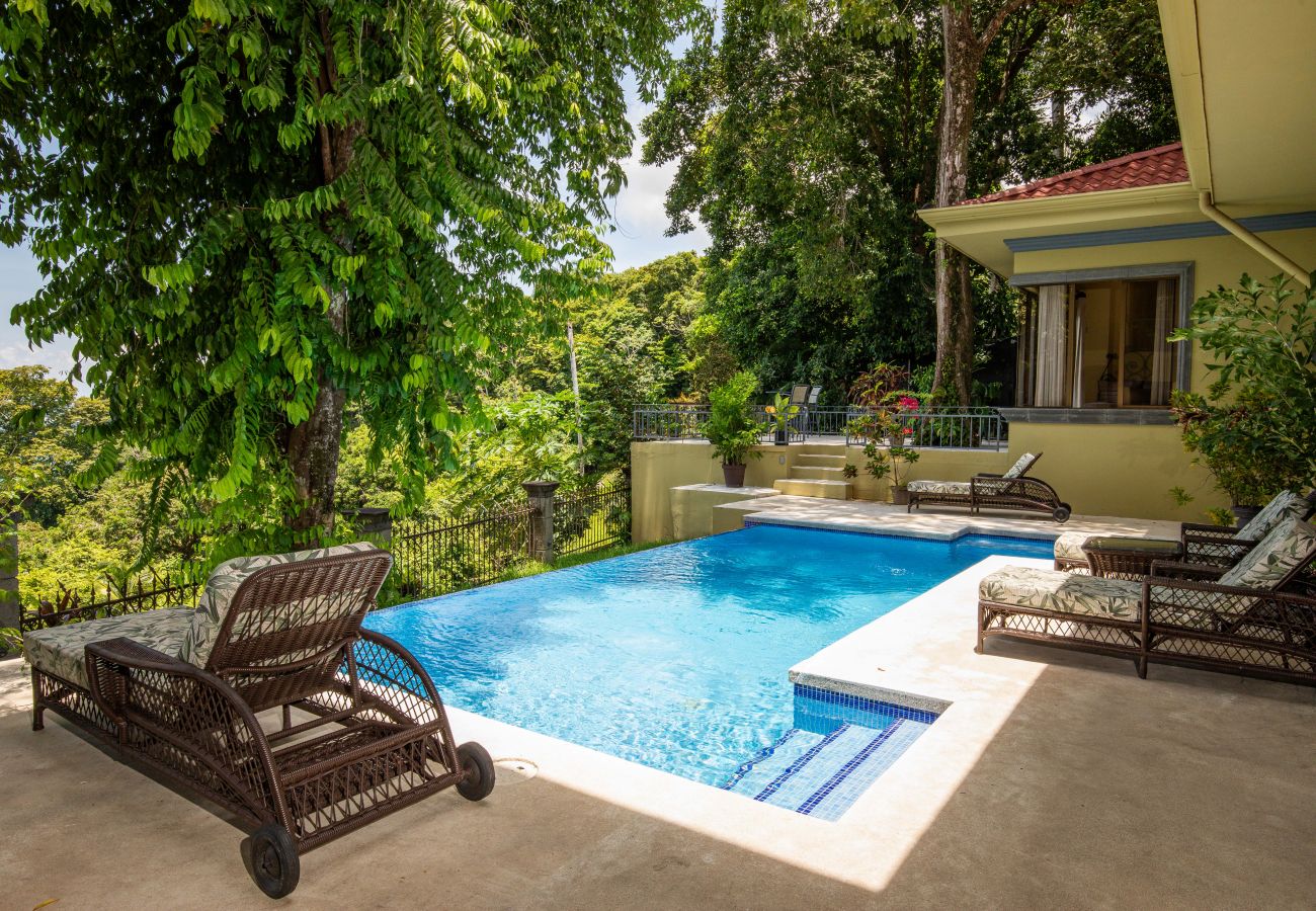 Villa in Quepos - Casa Julieta