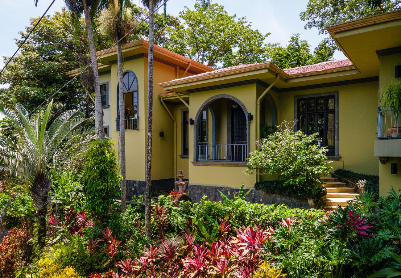 Villa in Quepos - Casa Julieta