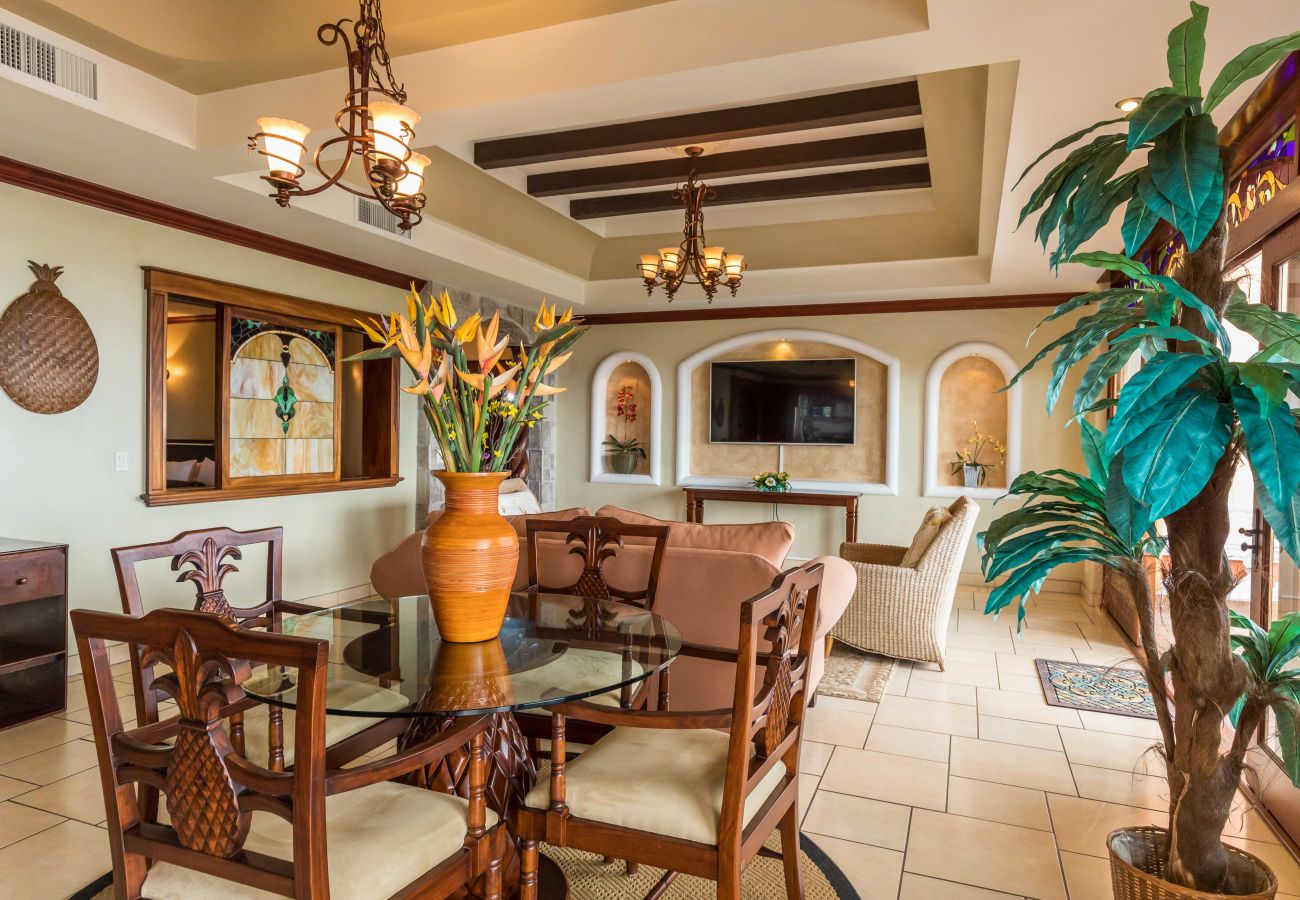 Condominium in Quepos - Luxury Ocean View Condo - Ultimate Convenience!