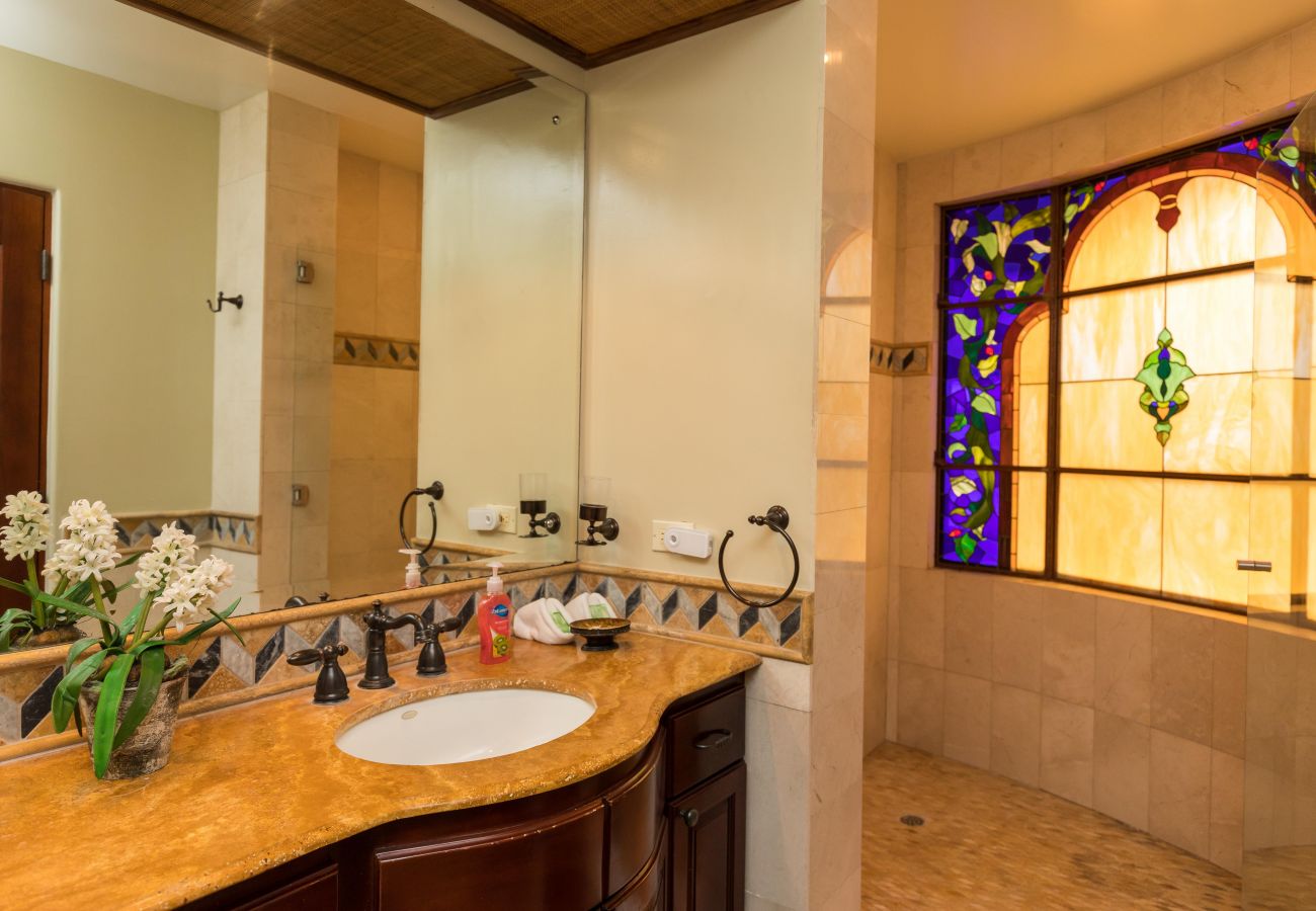 Condominium in Quepos - Luxury Ocean View Condo - Ultimate Convenience!