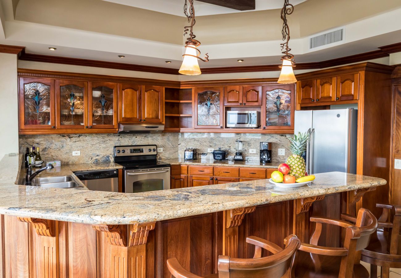 Condominium in Quepos - Luxury Ocean View Condo - Ultimate Convenience!