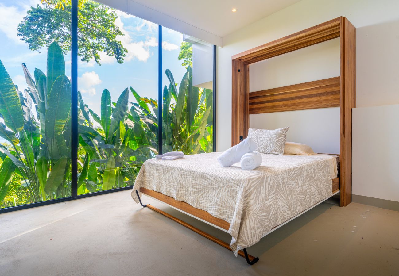 Villa in Uvita - Exclusive community | Easy Access | Oceanview Pool