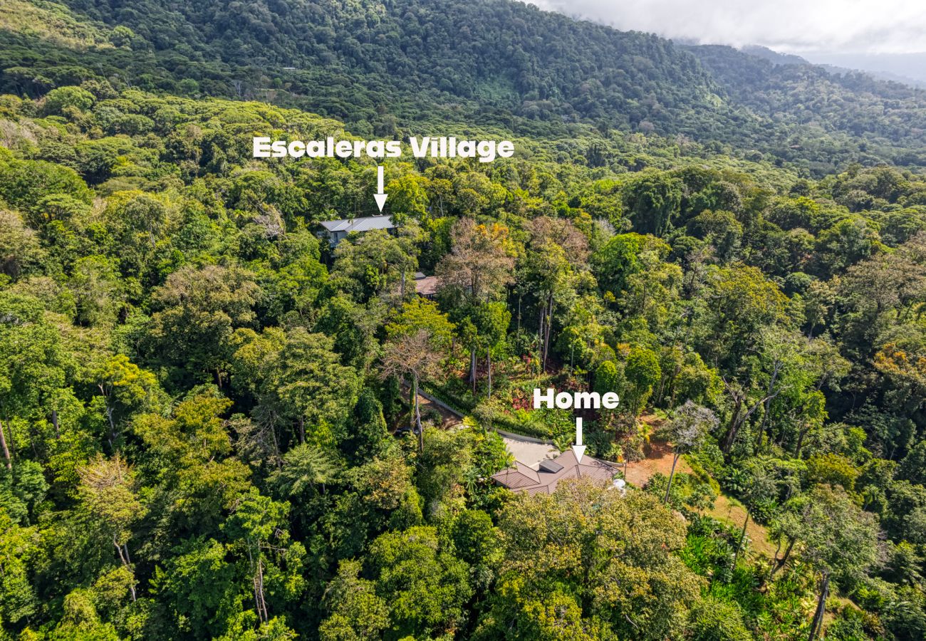 Villa in Bahía Ballena - Short Walk to Restaurants\Cafe\Bar, Saltwater Pool