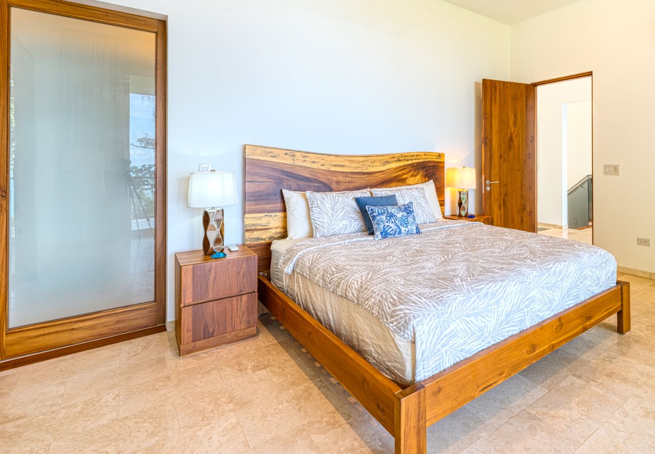 Villa in Bahía Ballena - Short Walk to Restaurants\Cafe\Bar, Saltwater Pool