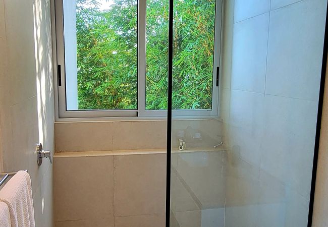 Villa in Quepos - Luxury in the Heart of Manuel Antonio Villa in Quepos - Luxury in the Heart of Manuel Antonio