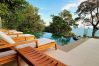 Villa in Quepos - Luxury in the Heart of Manuel Antonio Villa in Quepos - Luxury in the Heart of Manuel Antonio