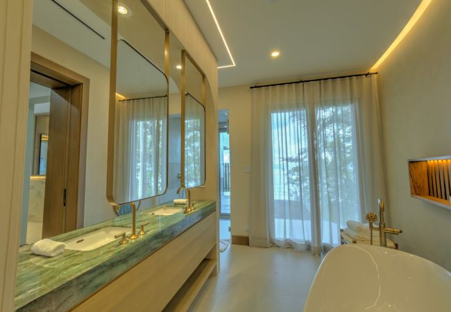 Villa in Nacascolo - Breathtaking Oceanfront Villa with Expansive Infinity Pool and Full Concierge Services Villa in Nacascolo - Breathtaking Oceanfront Villa with Expansive Infinity Pool and Full Concierge Services