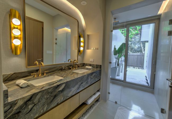 Villa in Nacascolo - Breathtaking Oceanfront Villa with Expansive Infinity Pool and Full Concierge Services Villa in Nacascolo - Breathtaking Oceanfront Villa with Expansive Infinity Pool and Full Concierge Services