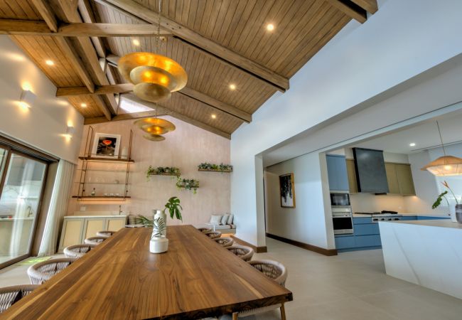 Villa in Nacascolo - Breathtaking Oceanfront Villa with Expansive Infinity Pool and Full Concierge Services Villa in Nacascolo - Breathtaking Oceanfront Villa with Expansive Infinity Pool and Full Concierge Services