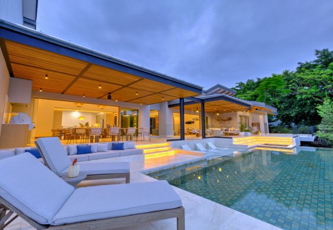 Villa in Nacascolo - Breathtaking Oceanfront Villa with Expansive Infinity Pool and Full Concierge Services Villa in Nacascolo - Breathtaking Oceanfront Villa with Expansive Infinity Pool and Full Concierge Services